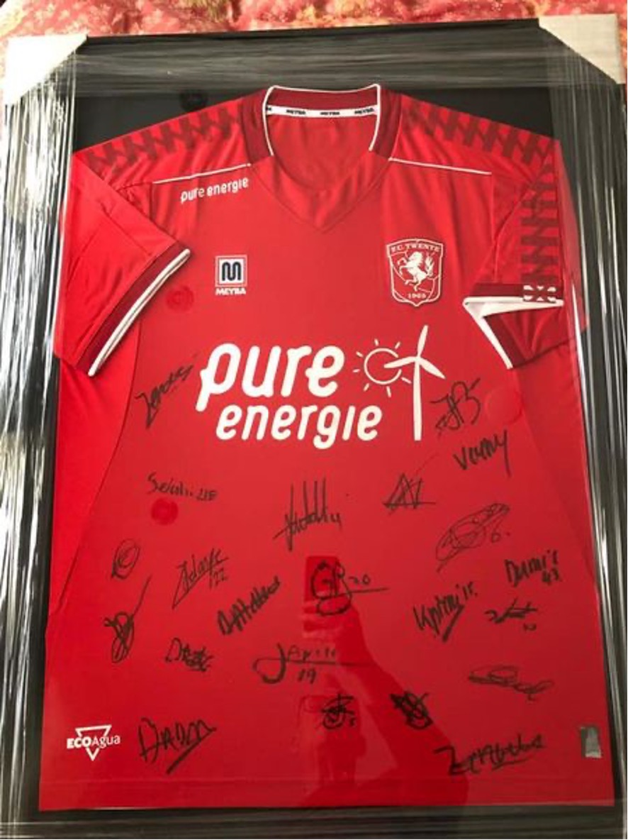 Veiling FC Twente shirt groot succes